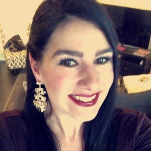 Meet your Posher, Jessica